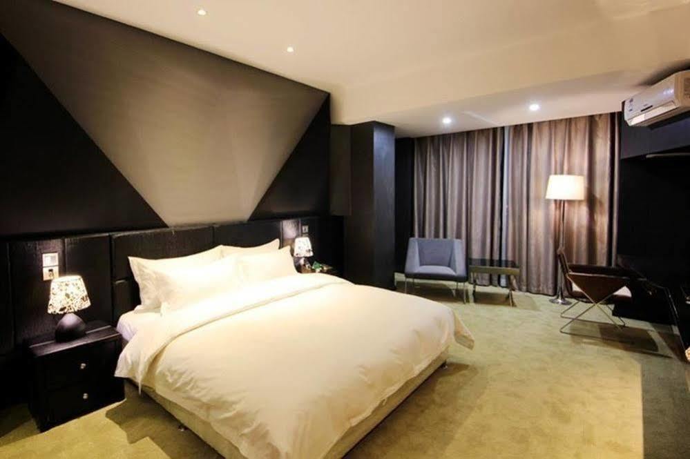 Luoyang Mubin Business Hotel 古城镇 外观 照片