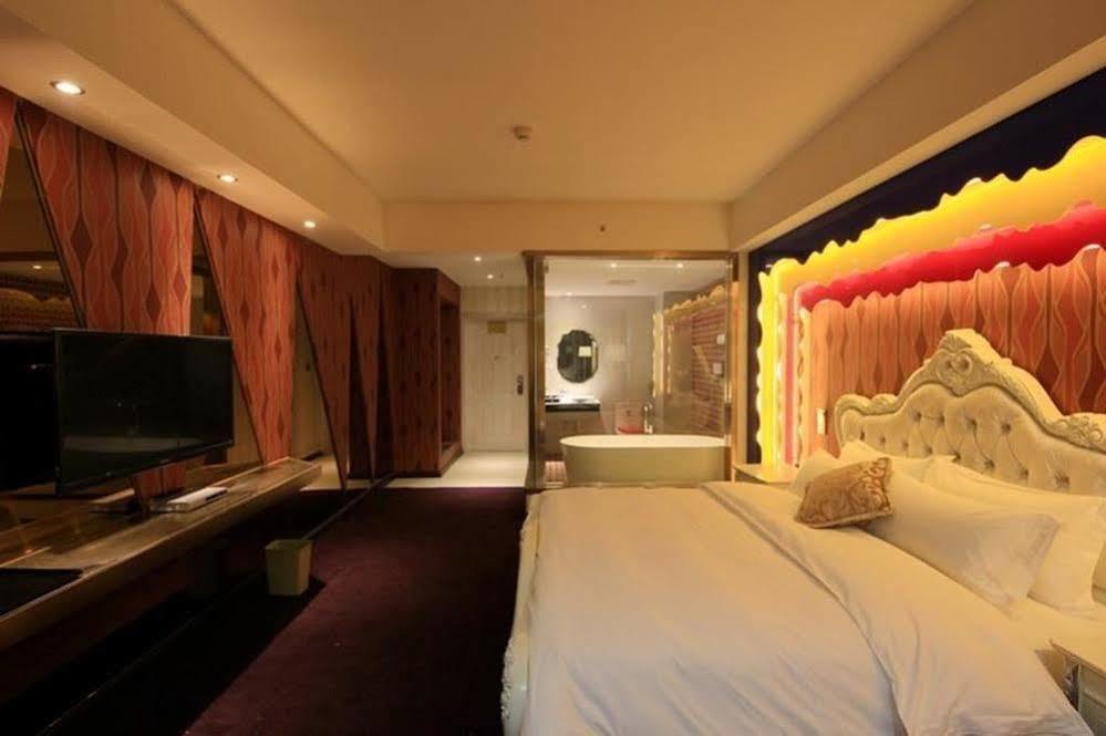 Luoyang Mubin Business Hotel 古城镇 外观 照片